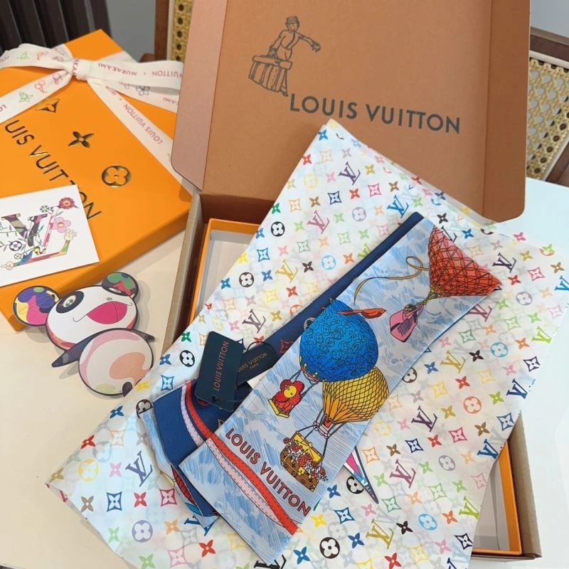 Compact Louis Vuitton Scarf 271466
