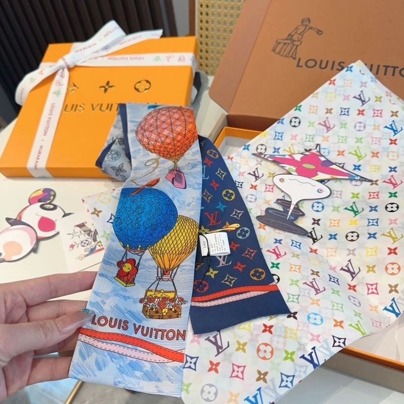 Compact Louis Vuitton Scarf 271466