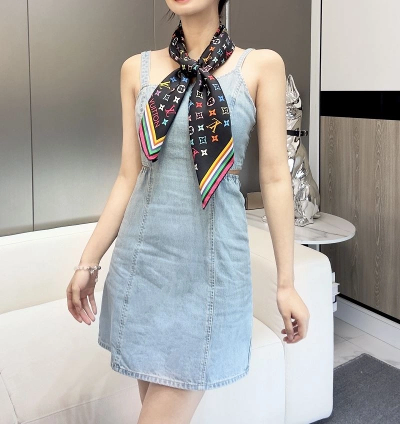 Contemporary Louis Vuitton Scarf 271477