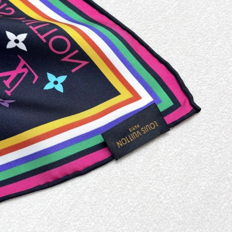 Contemporary Louis Vuitton Scarf 271477