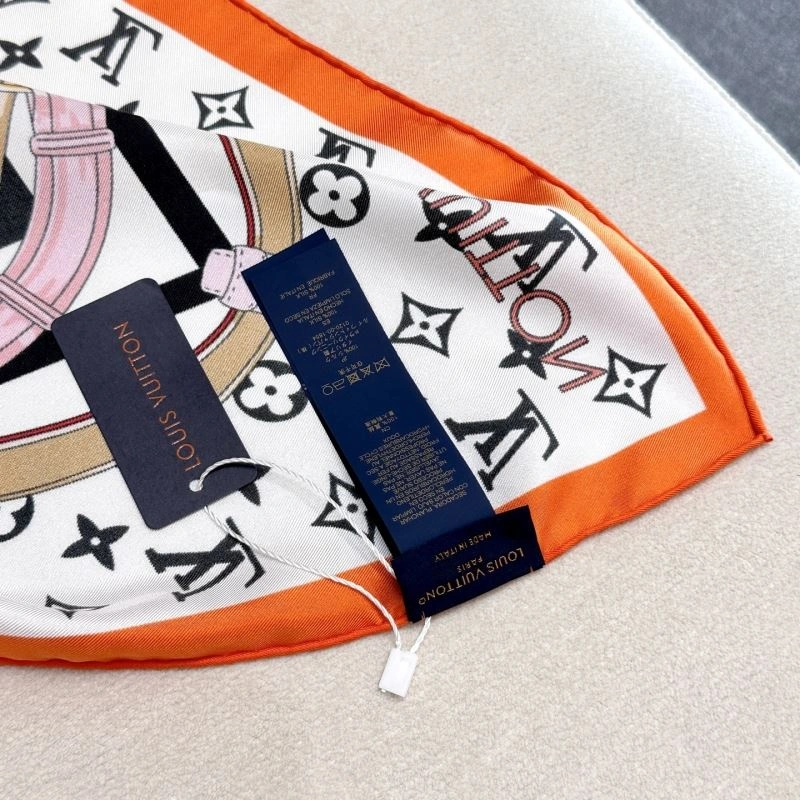 Minimalist Louis Vuitton Scarf 271463