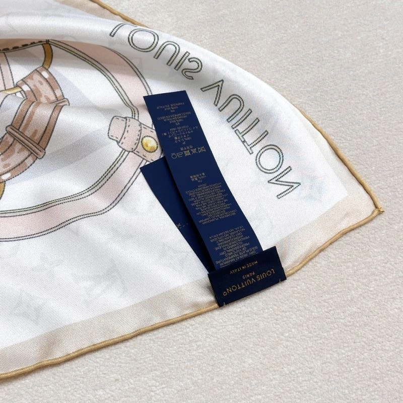 Louis Vuitton Scarf Supportive 271459
