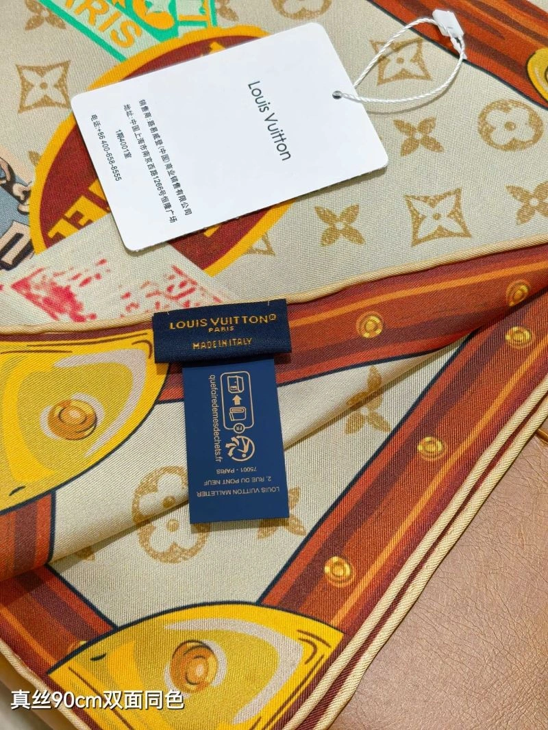 Functional Louis Vuitton Scarf 271456