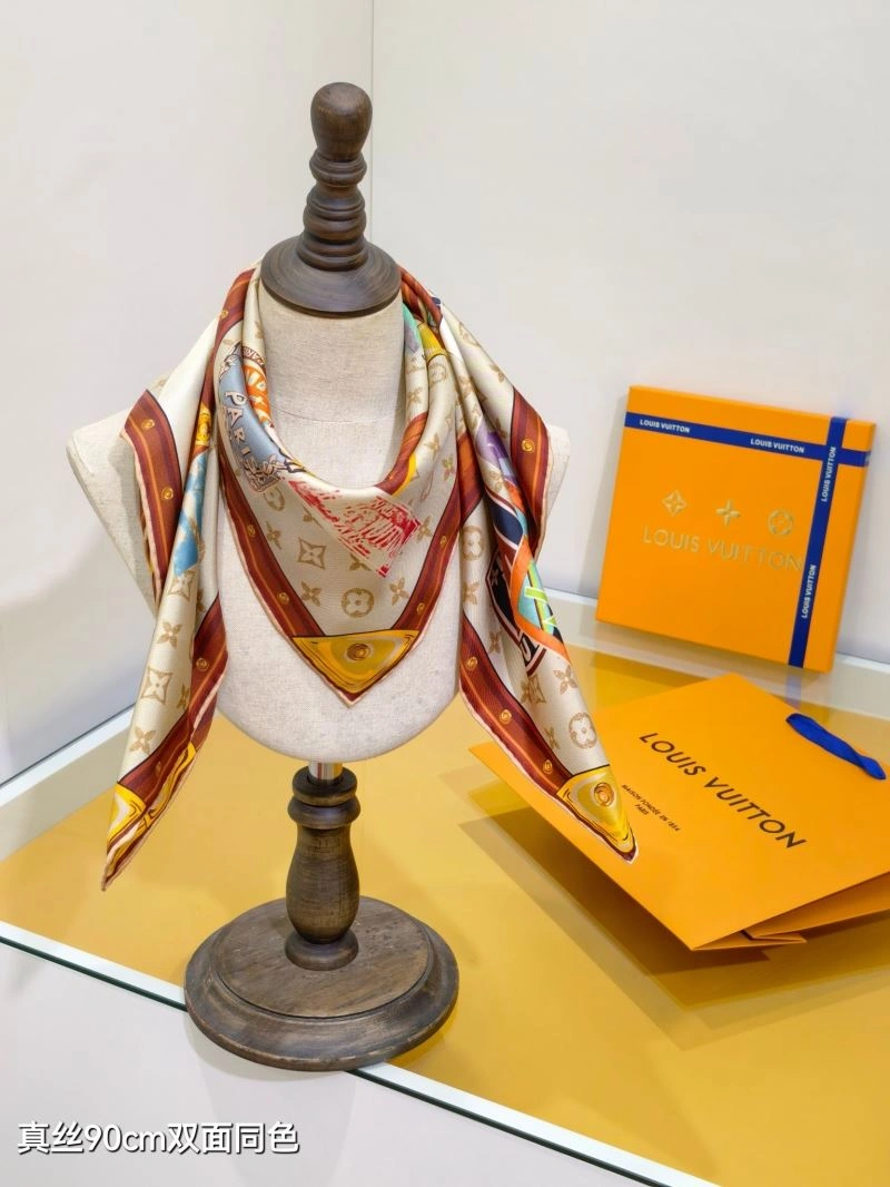 Functional Louis Vuitton Scarf 271456