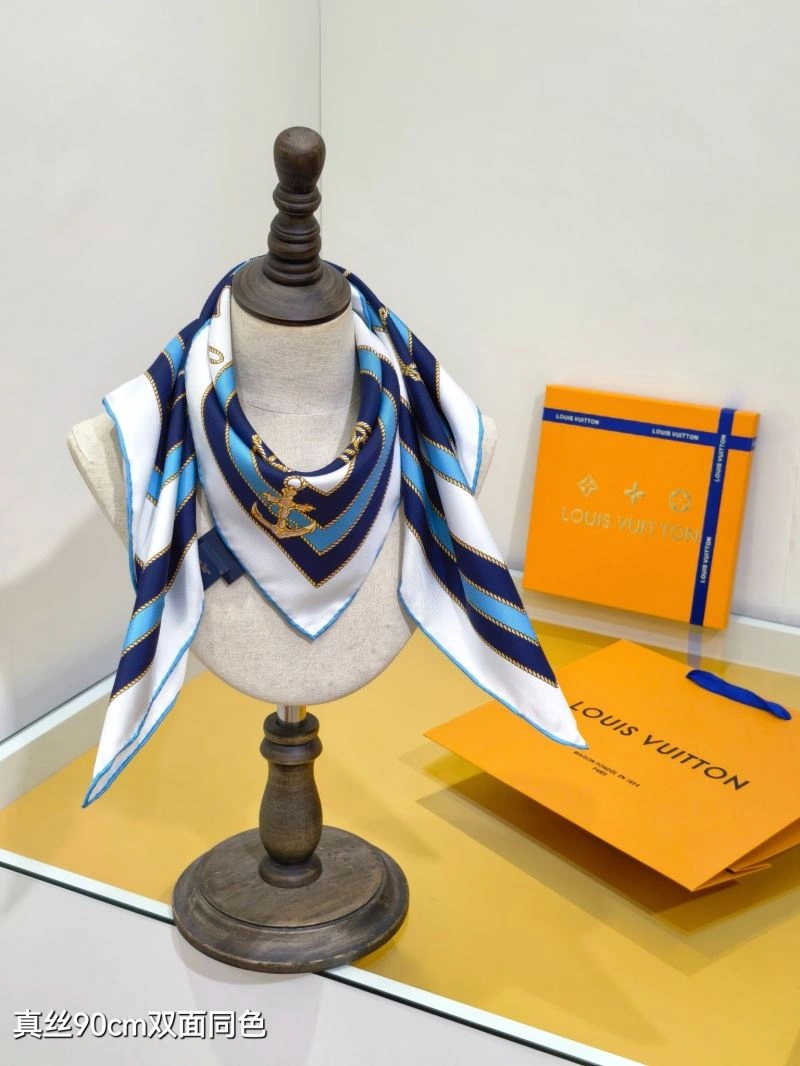 Stylish Louis Vuitton Scarf 271449