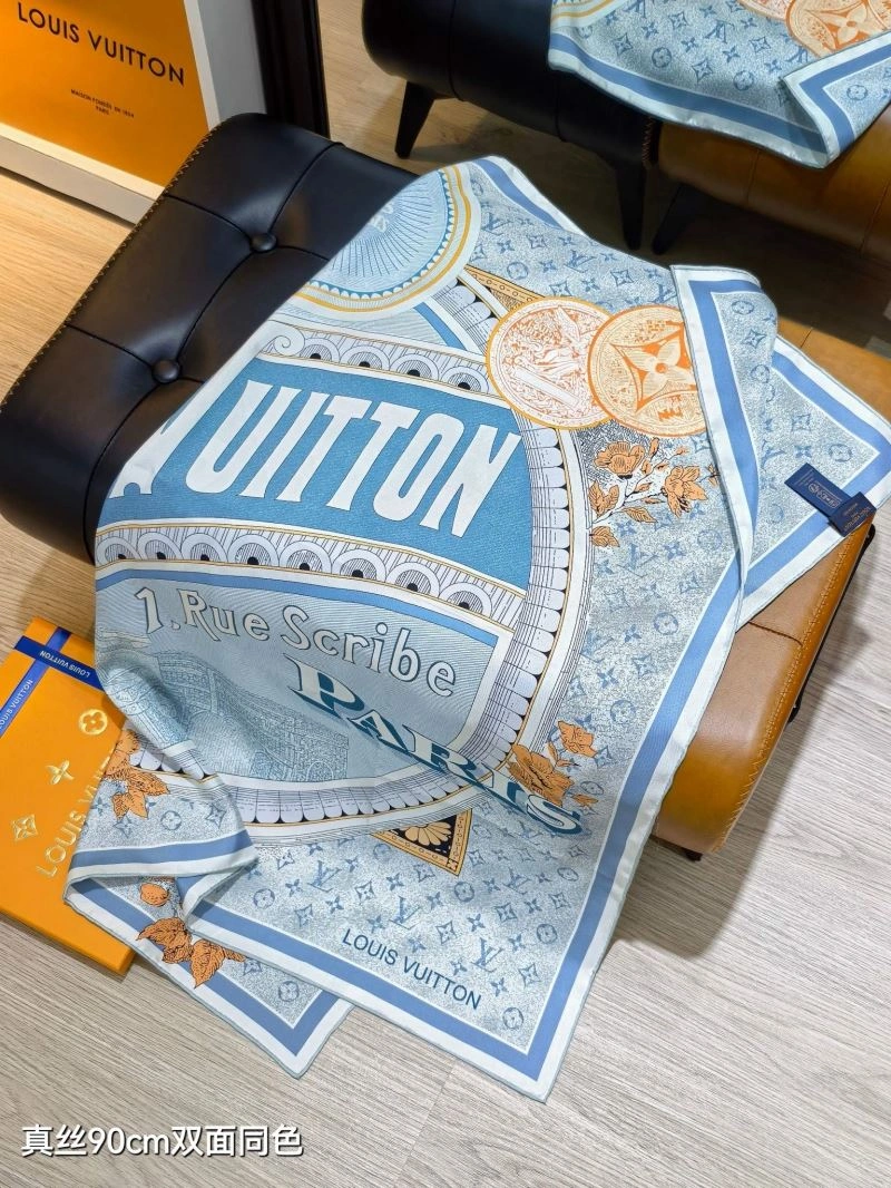 Seasonal Louis Vuitton Scarf 271442