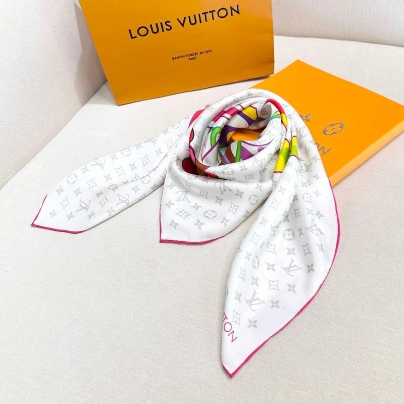 Seasonal Louis Vuitton Scarf 271434