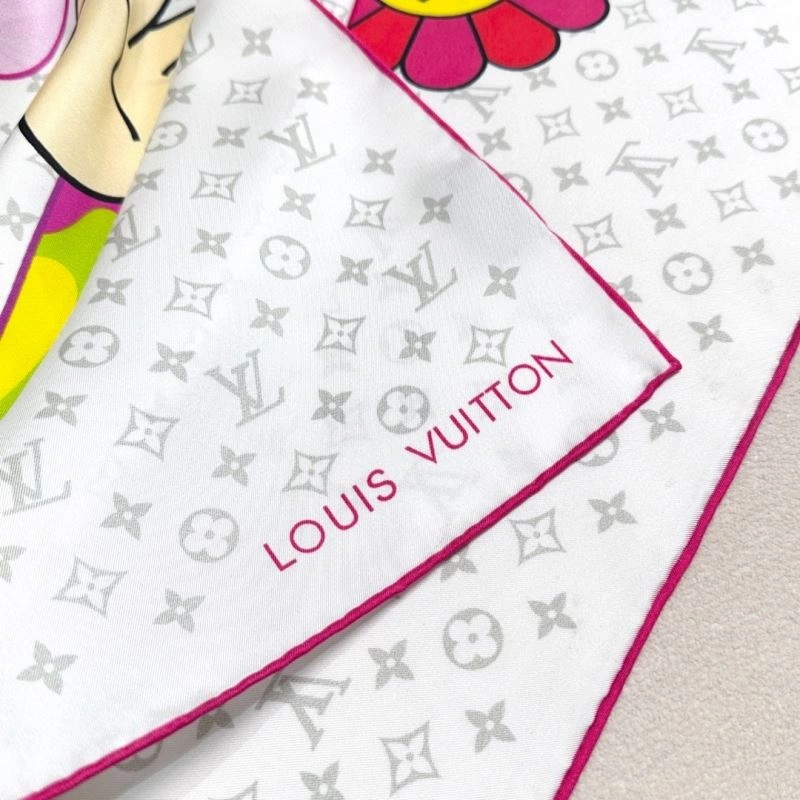Seasonal Louis Vuitton Scarf 271434