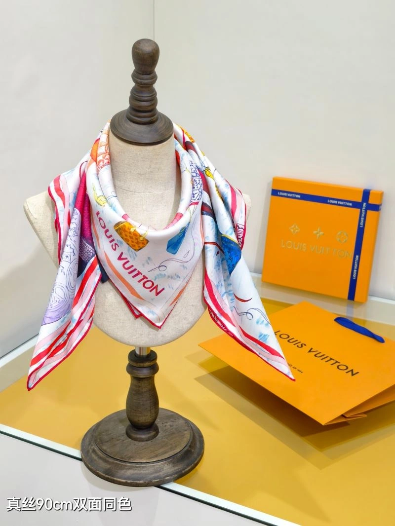 Versatile Louis Vuitton Scarf 271420