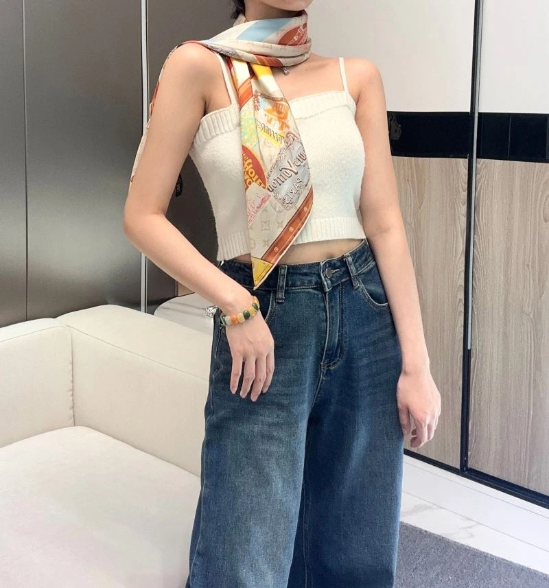 Trendy Louis Vuitton Scarf 271423
