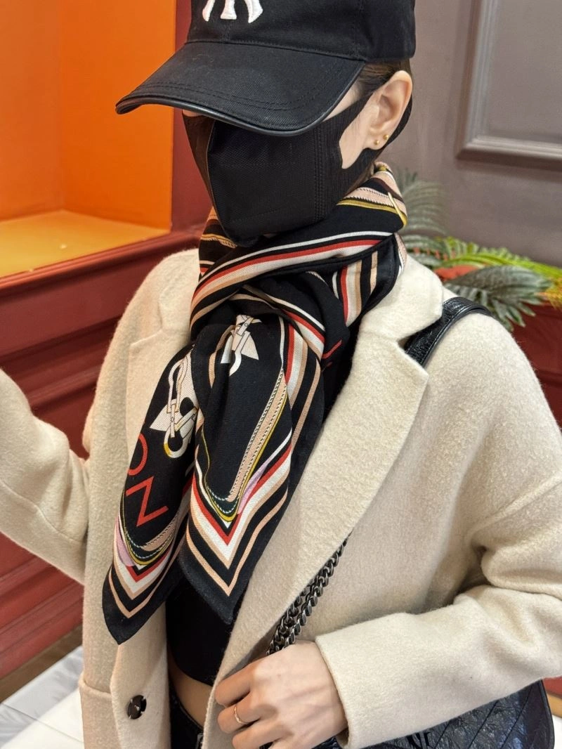 Louis Vuitton Scarf SunProtective 271418