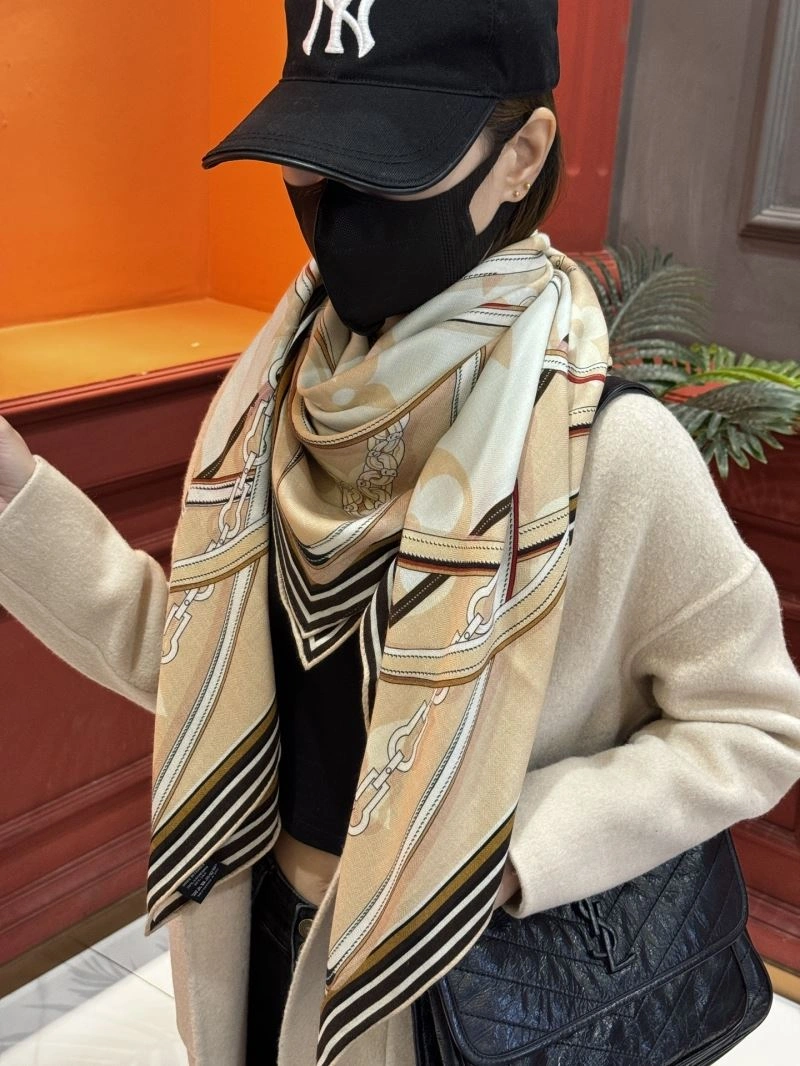 Louis Vuitton Scarf Sophisticated 271428