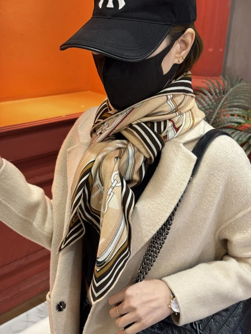Louis Vuitton Scarf Sophisticated 271428