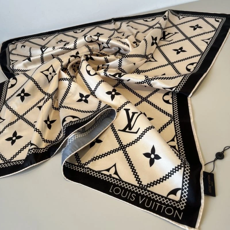 Louis Vuitton Scarf EyeCatching 271415
