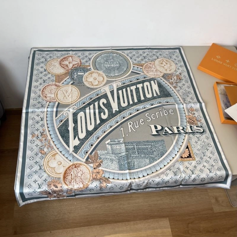 Louis Vuitton Scarf WaterResistant 271390