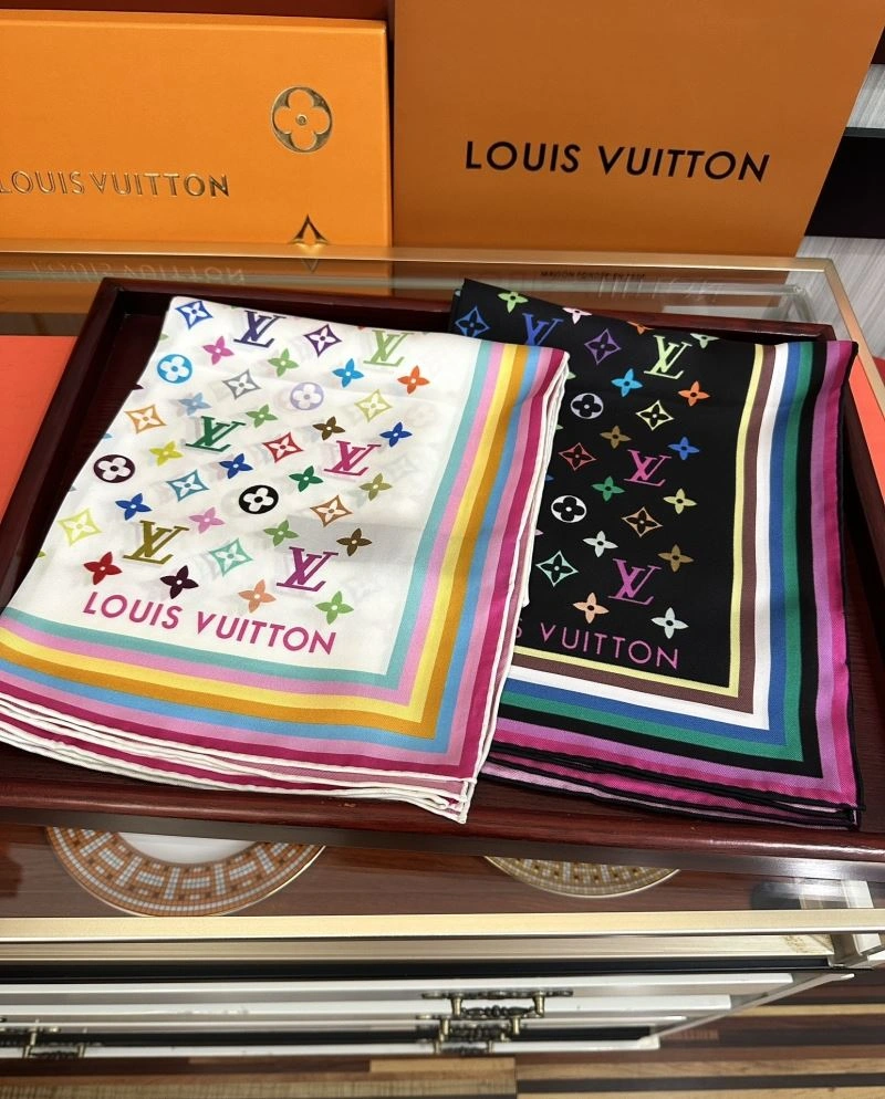 Casual Louis Vuitton Scarf 271384