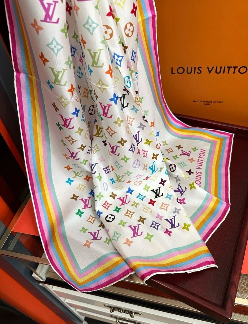 Casual Louis Vuitton Scarf 271384