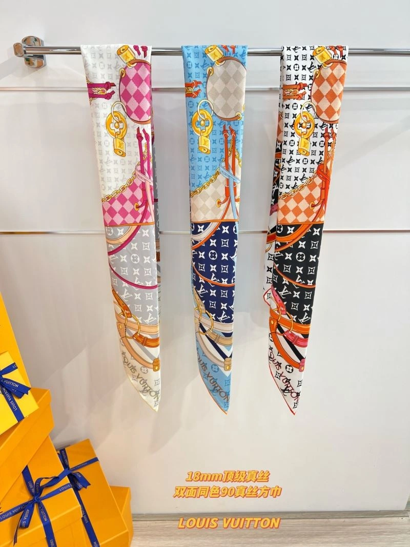Louis Vuitton Scarf ModernLook 271383