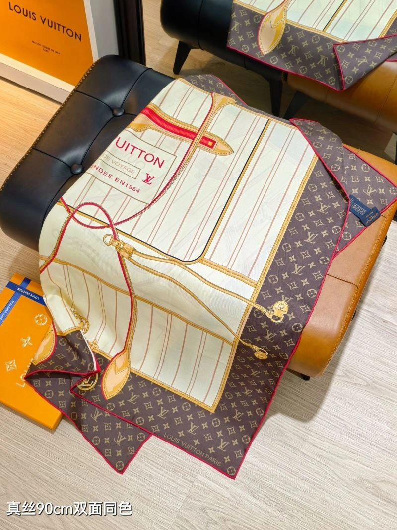 Seasonal Louis Vuitton Scarf 271387