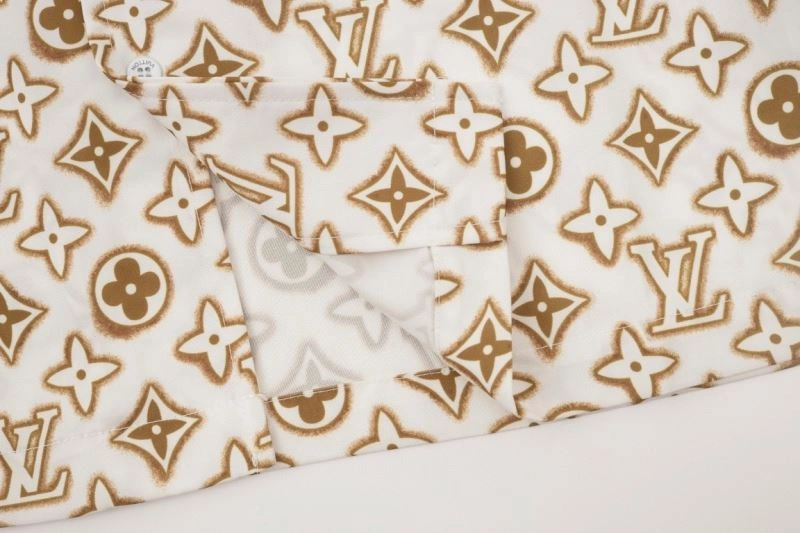 Louis Vuitton Shirts Elegant 138616