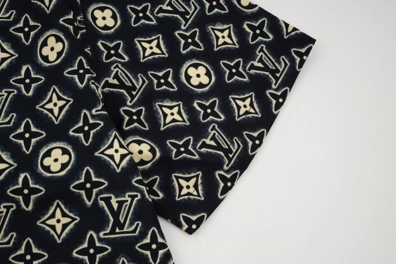 Louis Vuitton Shirts Sustainable 138600