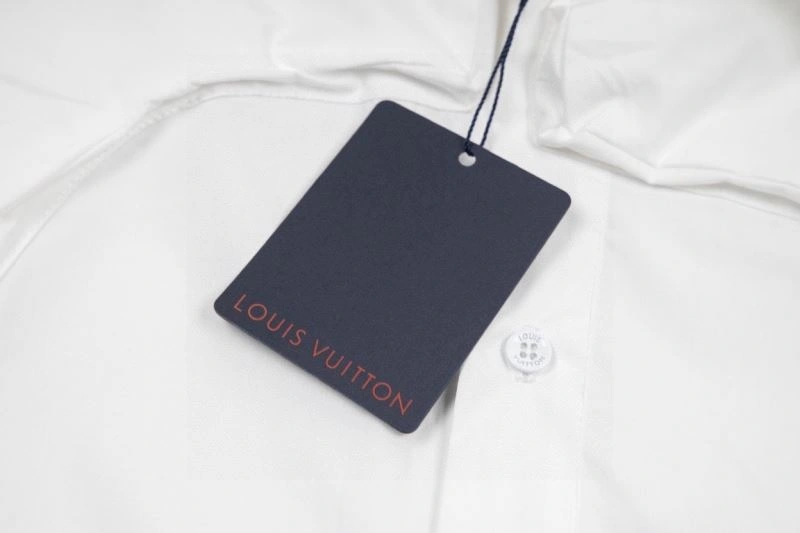 UrbanChic Louis Vuitton Shirts 138602