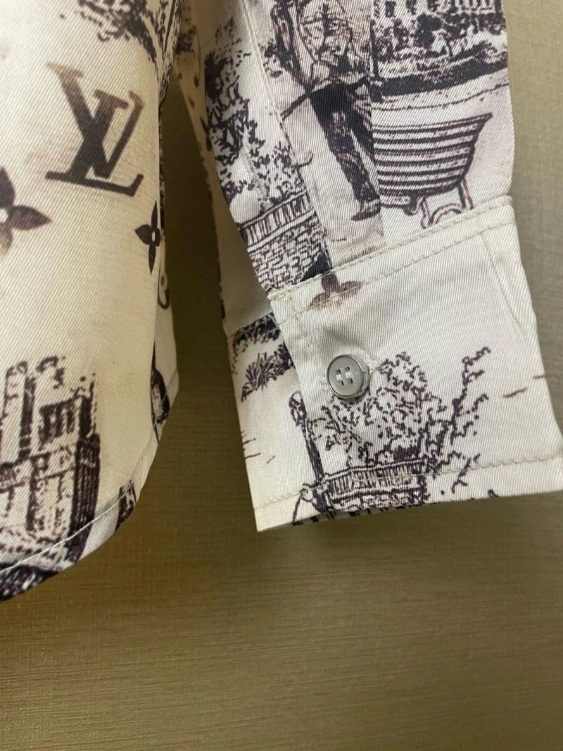Unisex Louis Vuitton Shirts 138620