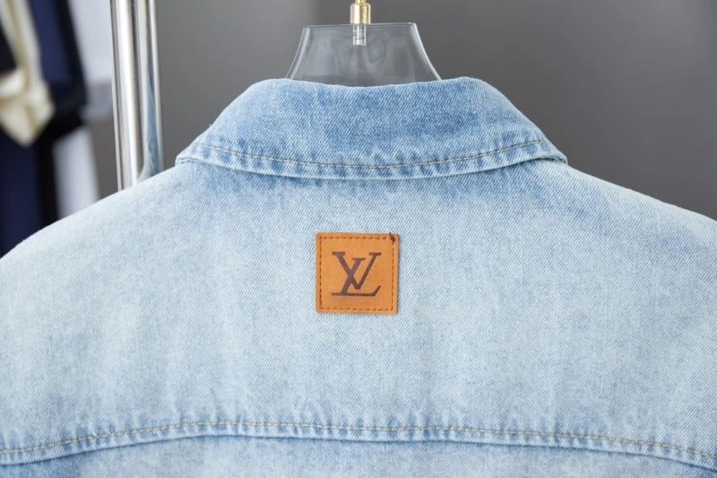 SmoothTexture Louis Vuitton Shirts 138601