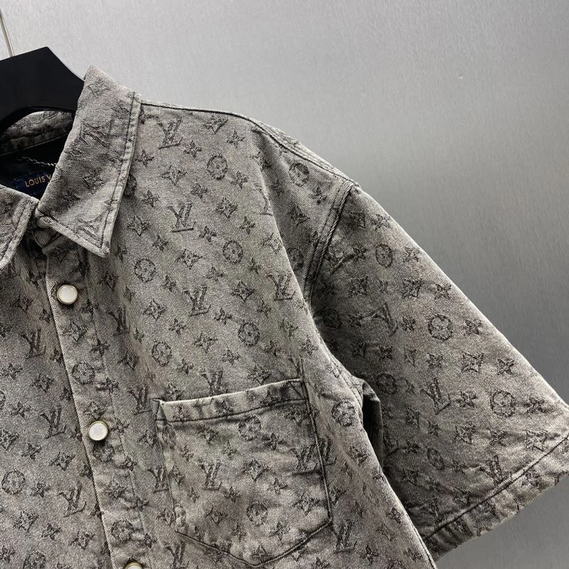 Breathable Louis Vuitton Shirts 138575