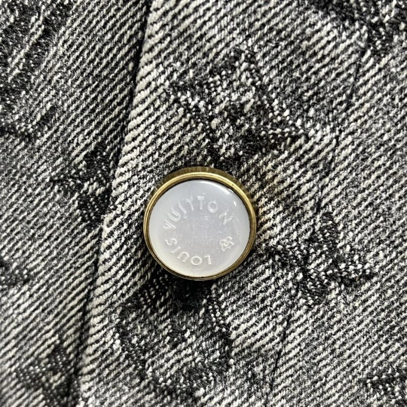 Breathable Louis Vuitton Shirts 138575