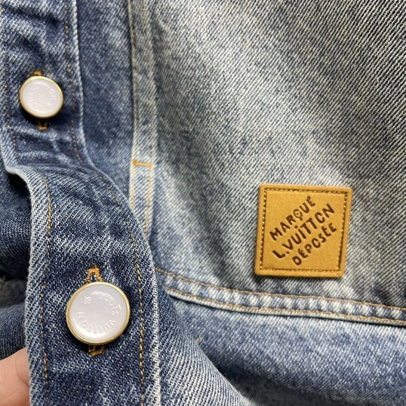 ModernLook Louis Vuitton Shirts 138591