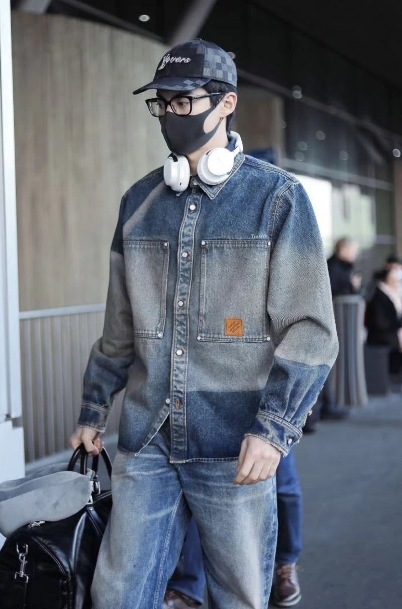 Snug Louis Vuitton Shirts 138590