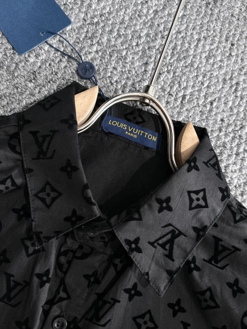 Louis Vuitton Shirts TimelessDesign 138566