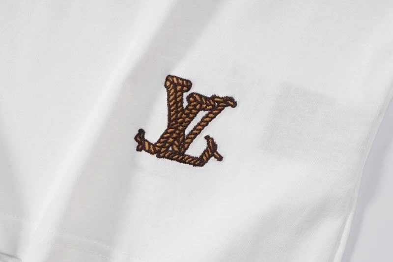 NewStyle Louis Vuitton Shirts 130337
