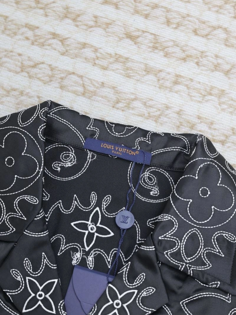 MultiPurpose Louis Vuitton Shirts 138587