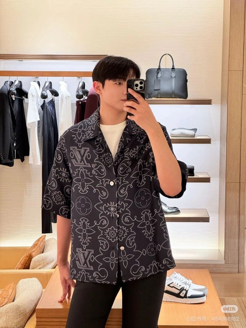 MultiPurpose Louis Vuitton Shirts 138587