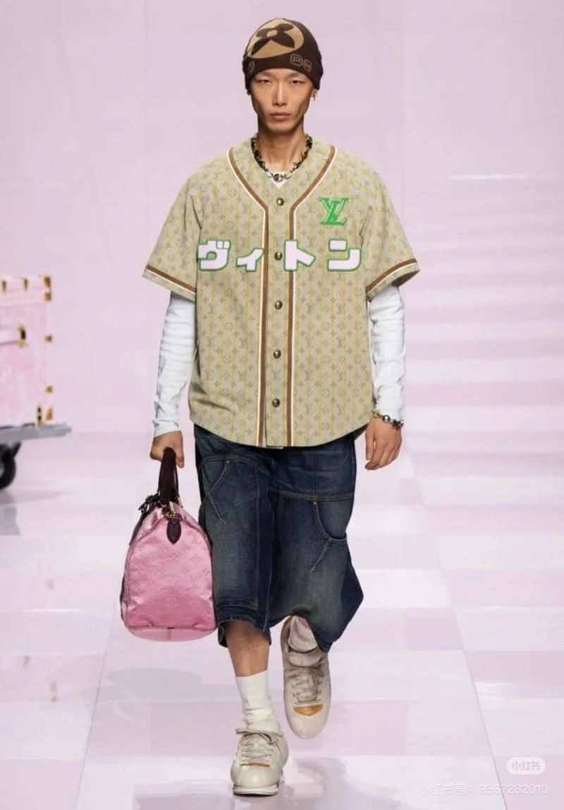 Effortless Louis Vuitton Shirts 138556