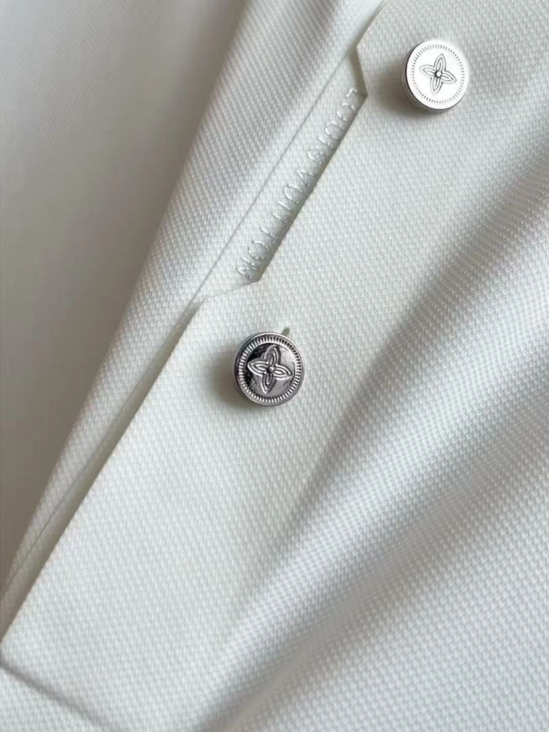 Louis Vuitton Shirts Sophisticated 131978