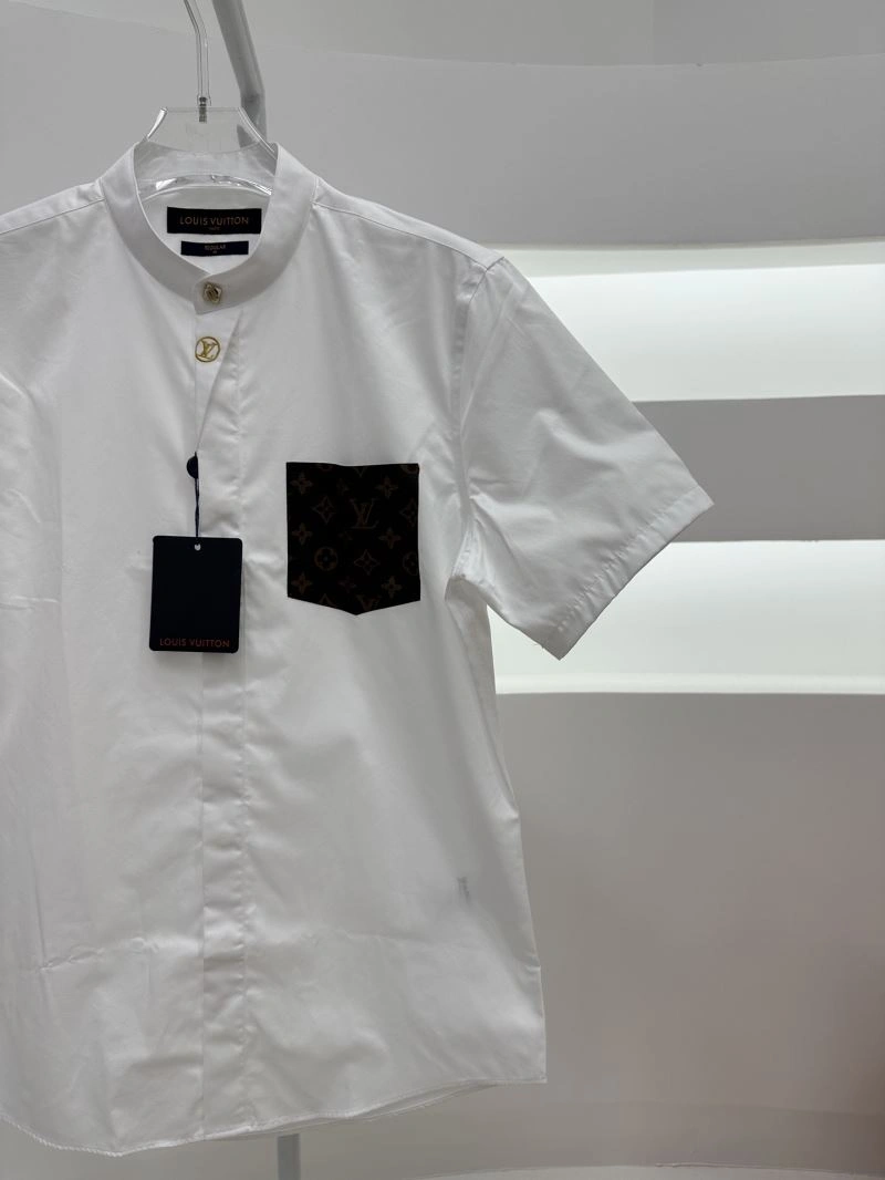 Sporty Louis Vuitton Shirts 139039