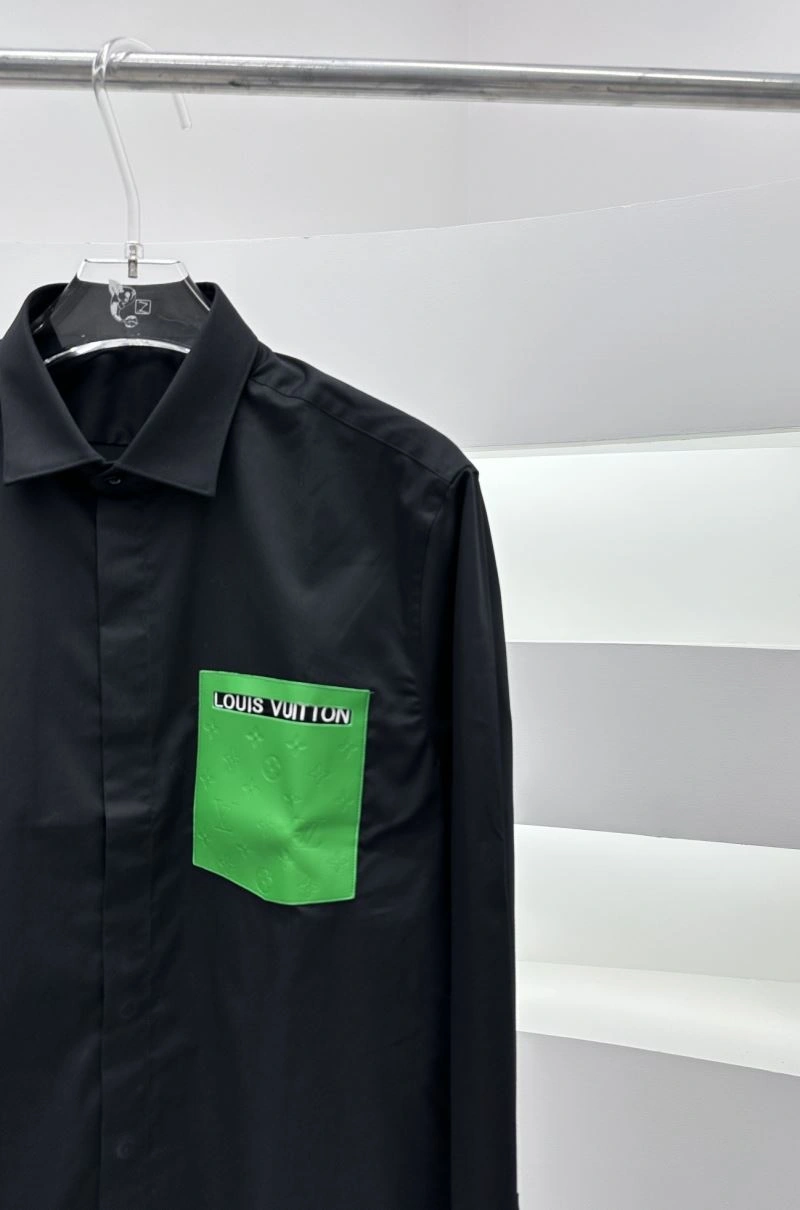 Louis Vuitton Shirts Elegant 139022