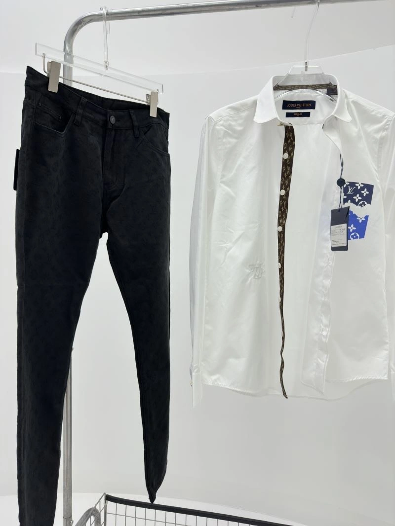Louis Vuitton Shirts ModernLook 139021