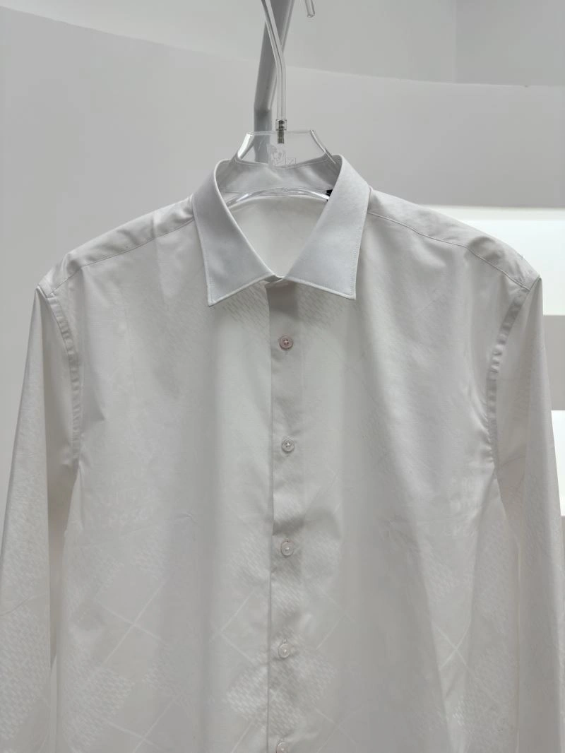 Functional Louis Vuitton Shirts 139007