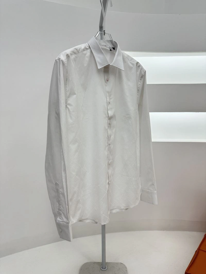 Functional Louis Vuitton Shirts 139007