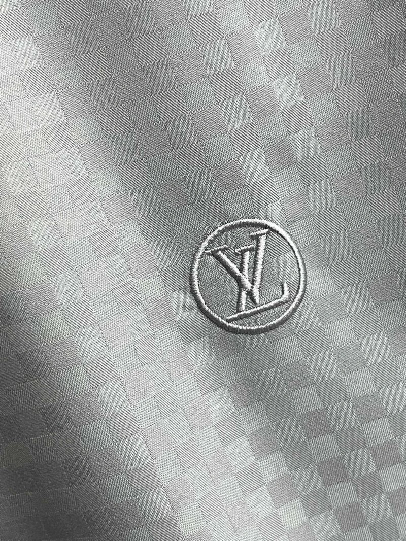 OdorResistant Louis Vuitton Shirts 137498