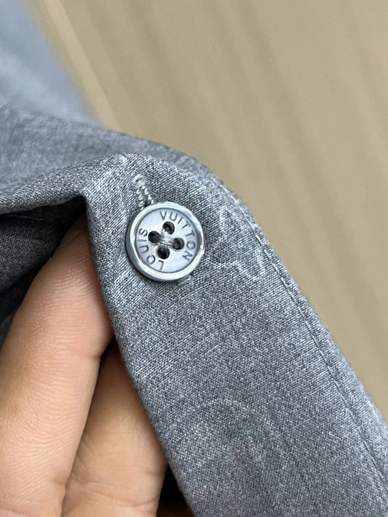 Louis Vuitton Shirts Durable 137503
