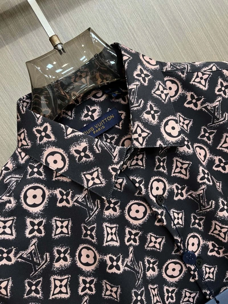 Louis Vuitton Shirts Vibrant 137509