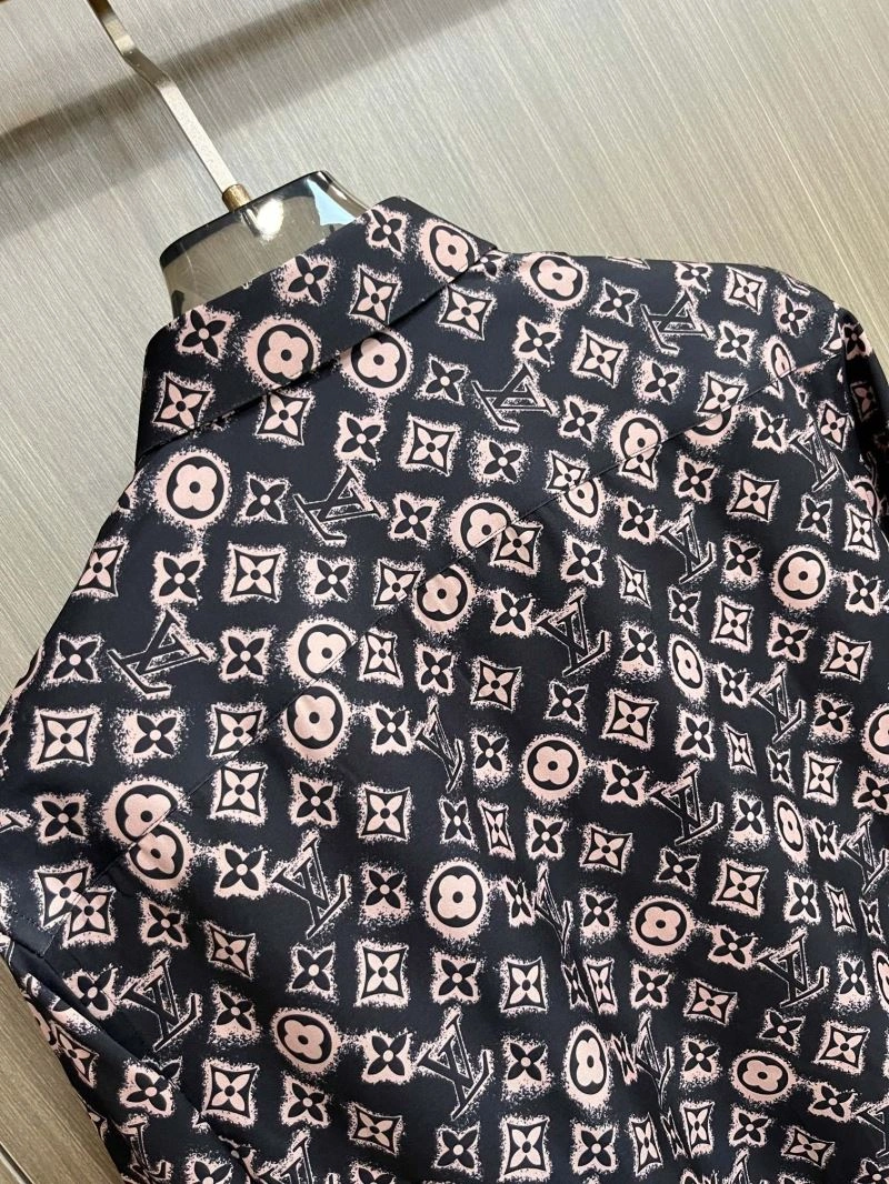 Louis Vuitton Shirts Vibrant 137509