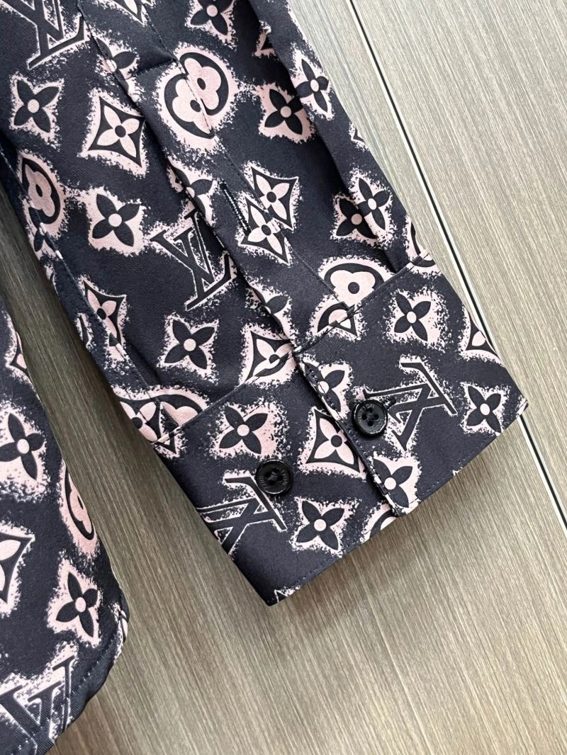 Louis Vuitton Shirts Vibrant 137509