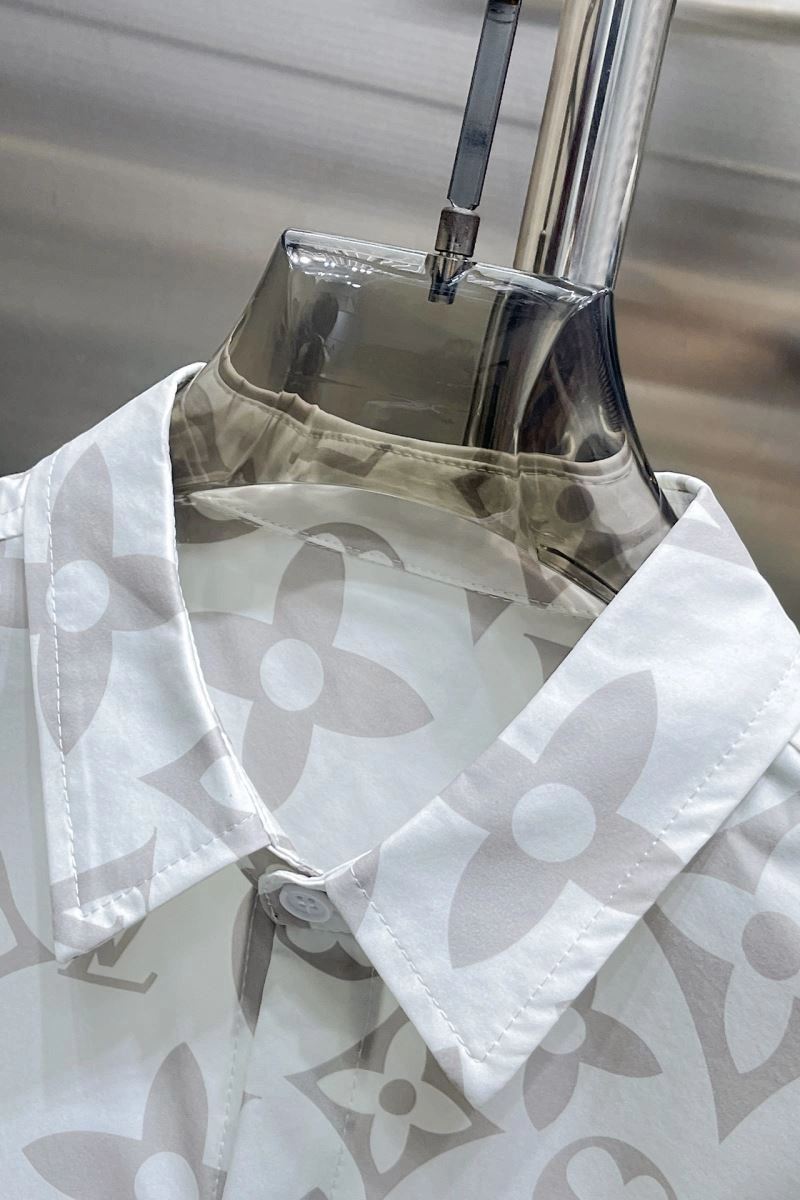 Louis Vuitton Shirts Youthful 137490