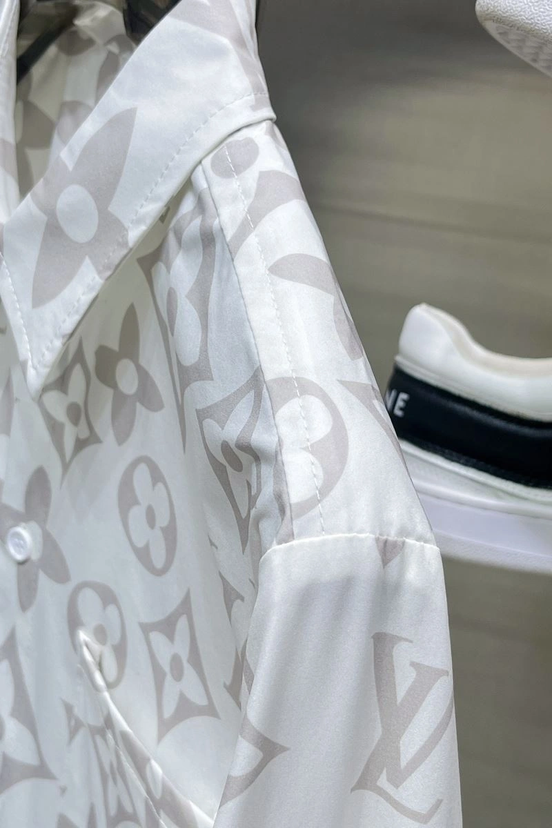 Louis Vuitton Shirts Youthful 137490